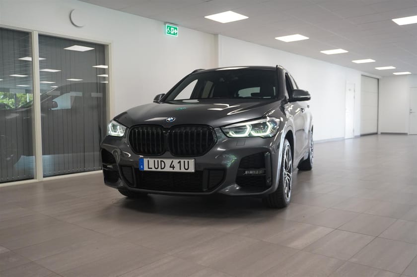 Bild 2 av BMW X1 xDrive25e xDrive 25e M-Sport HUD Fartpilot Backkamera Drag HiFi Keyless