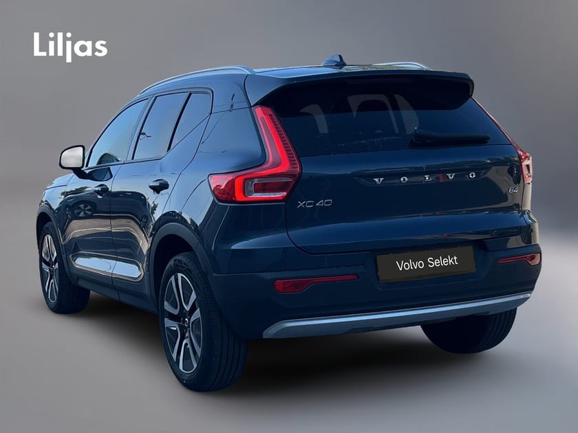 Bild 4 av Volvo XC40 B4 FWD Bensin Mom Adv Navi Pro Edt