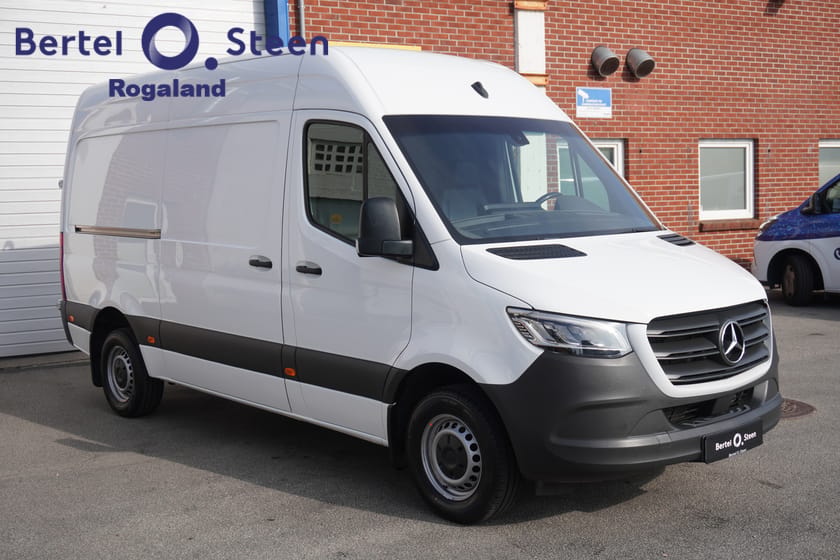 Bilde 1 av Mercedes-Benz Sprinter 317 CDI RWD Panel Van 317/37 KA, Hengerfeste