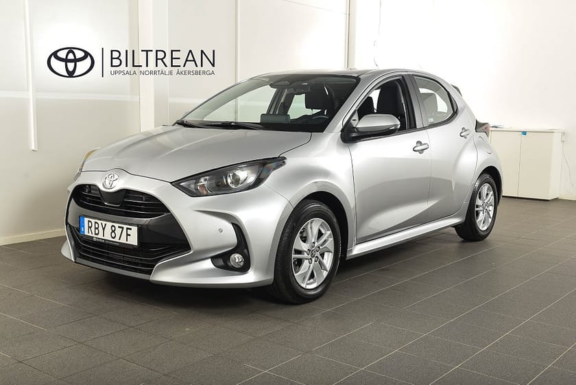 Bild 1 av Toyota Yaris Hybrid 115 1,5 Elhybrid Active Komfort P-sensorer Backkamera