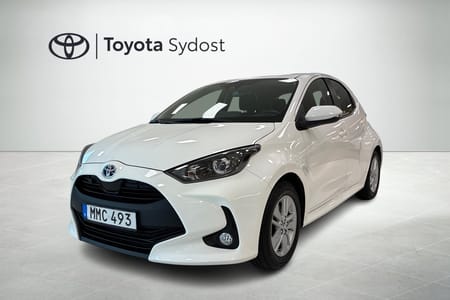 Toyota Yaris Hybrid 5d. Active Automat Rattvärme backkamera Adaptiv farthållare mm.