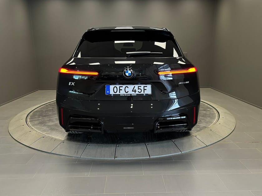 Bild 5 av BMW iX xDrive60 Supercharged Edition M Sportpro Comfort