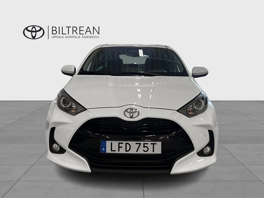 Bild 2 av Toyota Yaris Hybrid 115 1.5 Active Komfortpaket Vinterhjul Ingår!