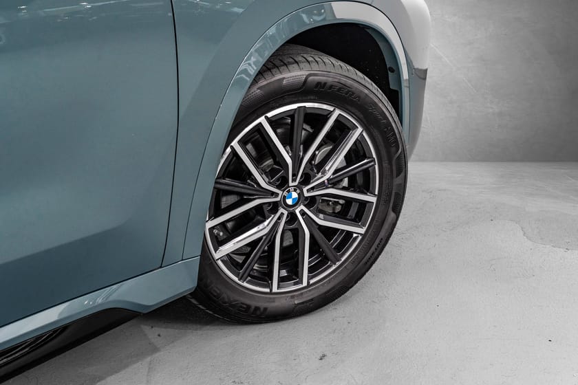 Bilde 4 av BMW iX1 xDrive30