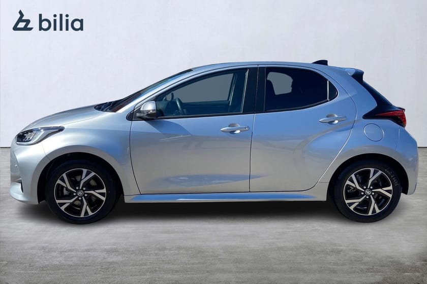 Bild 3 av Toyota Yaris Hybrid 115 1,5 5D ACTIVE PLUS SÄKERHETSPAKET