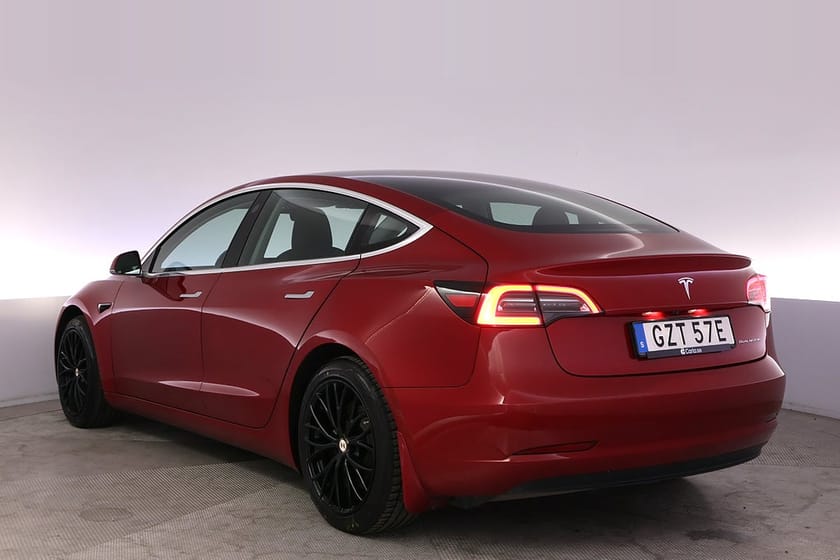 Bild 4 av Tesla Model 3 Long Range AWD Autopilot Panorama Acc.Boost