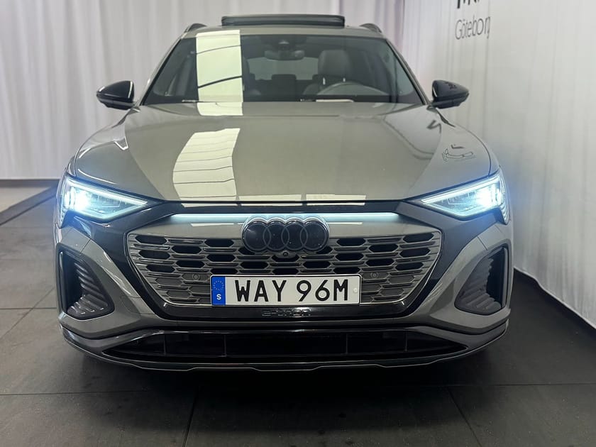 Bild 3 av Audi Q8 55 e-tron quattro Edition S Line Selection/B&O/Pano/Drag/Matrix