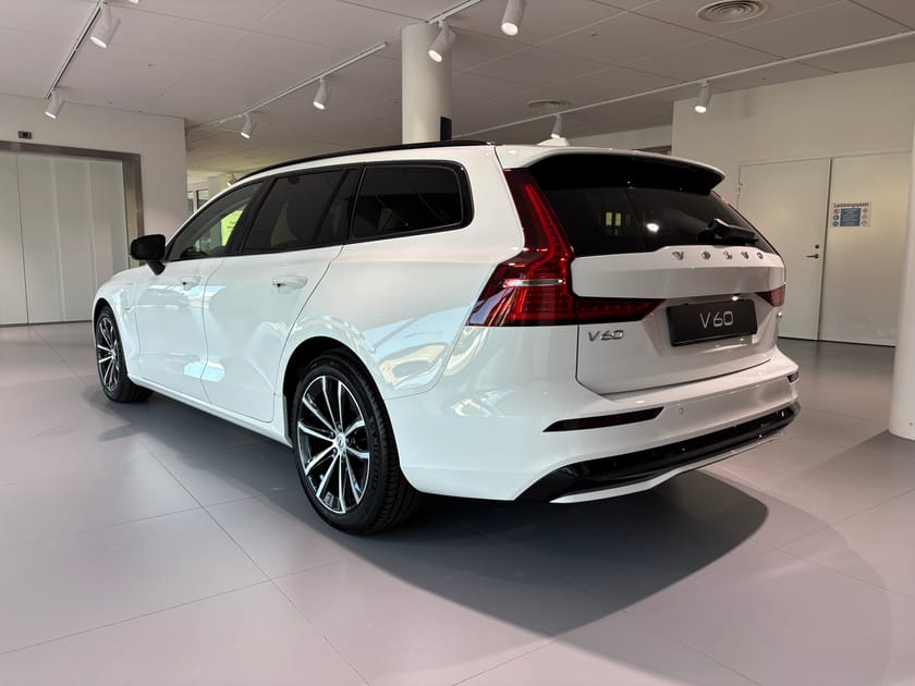 Bild 4 av Volvo V60 T6 Plus Dark Nordic Edition