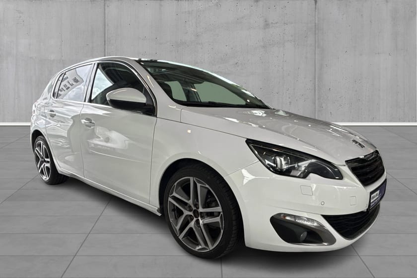 Bilde 4 av Peugeot 308 1,6 115hk Glasstak Parksensor Ryggekamera