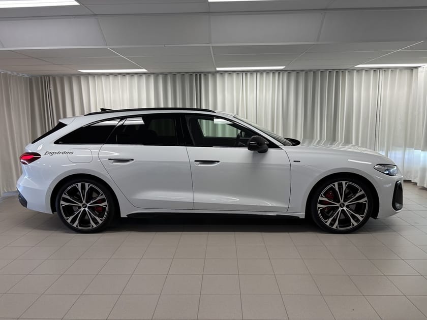 Bild 3 av Audi A5 Avant e-hybrid quattro 367hk B&O/HuD/S-line