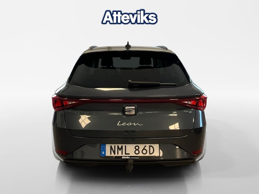 Bild 4 av SEAT Leon Sportstourer 1.0 eTSI 110hk *Dragkrok/Teknikpaket*