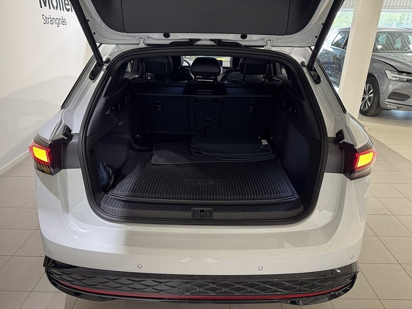 Bild 5 av Volkswagen ID.7 GTX Tourer 86 kWh batteri 340 hk