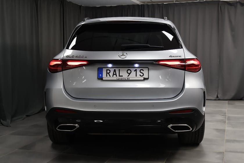 Bild 4 av Mercedes-Benz GLC 400 e 4MATIC AMG Premium Plus HUD Pano 360 AIRMATIC