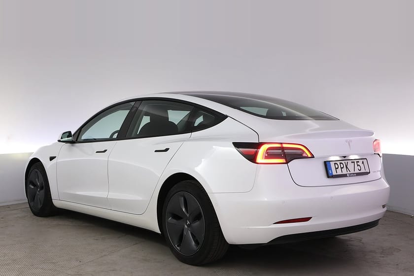 Bild 4 av Tesla Model 3 Long Range AWD FSD Panorama