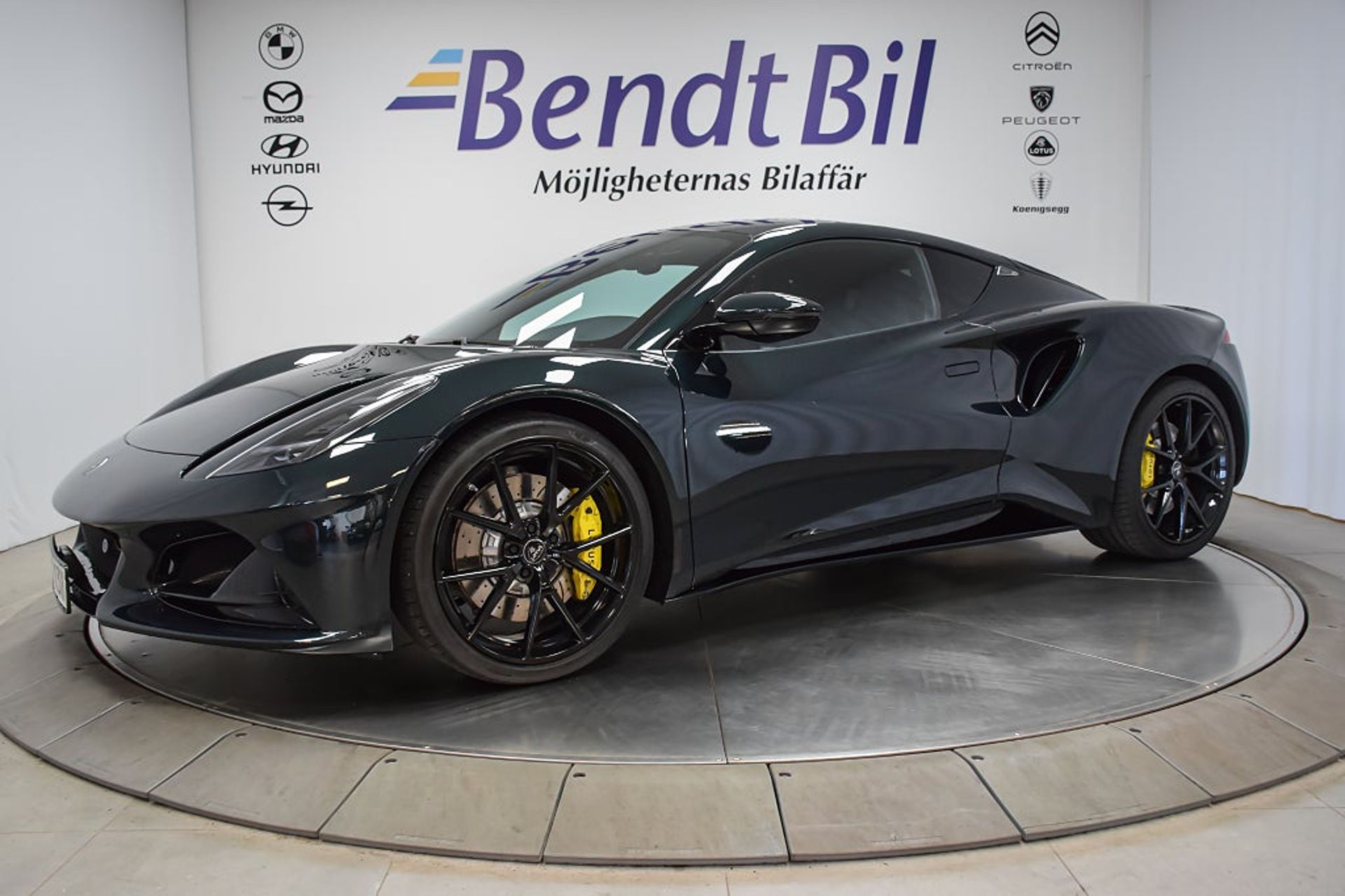 Lotus Emira Turbo SE 2.0 DCT 2025, photo 3/10