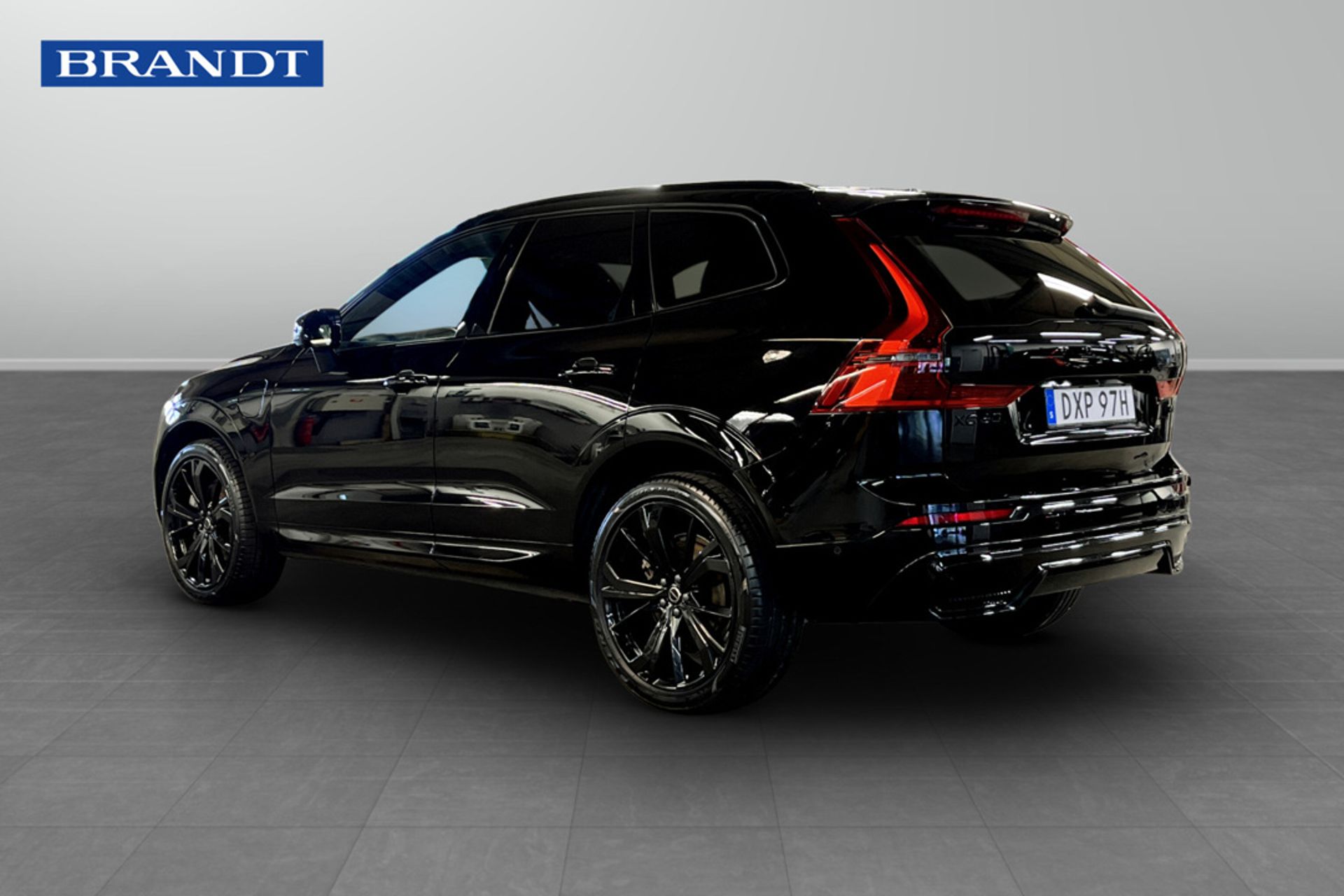 Volvo XC60 Recharge T6 AWD 2026, bild 2/9