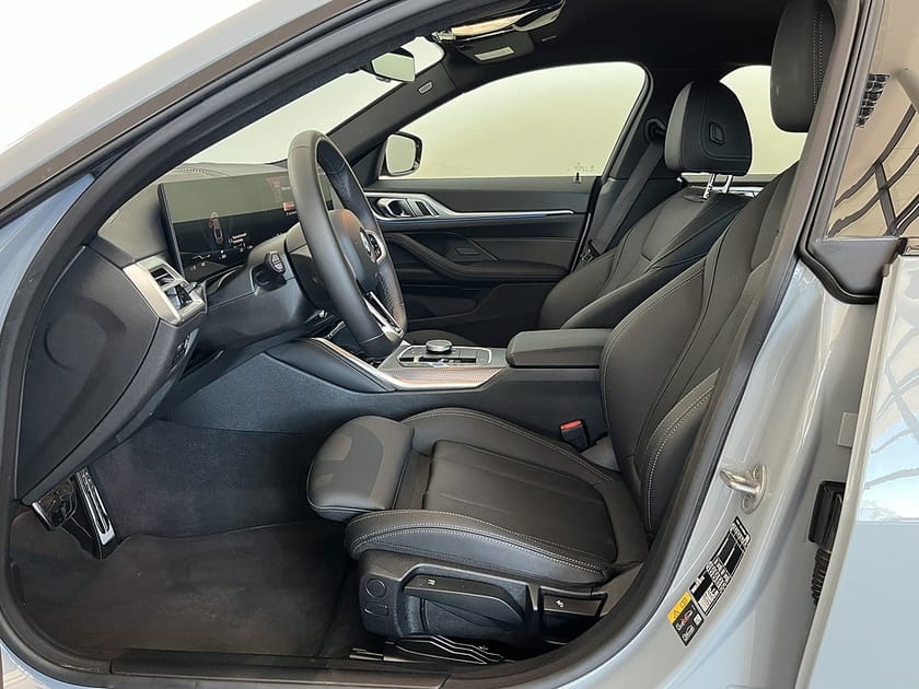 Bild 5 av BMW i4 eDrive40 Gran Coupé M Sport 18" Rattvärme Drag Drive/Park Assist