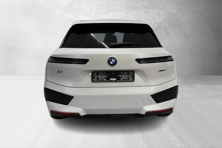 Bilde 4 av BMW iX xDrive40