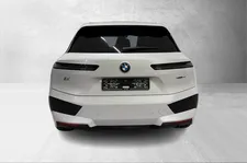 Thumnail bilde 3 av BMW iX xDrive40