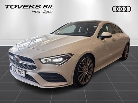Mercedes-Benz CLA 250 4MATIC COUPÉ AMG / Pano