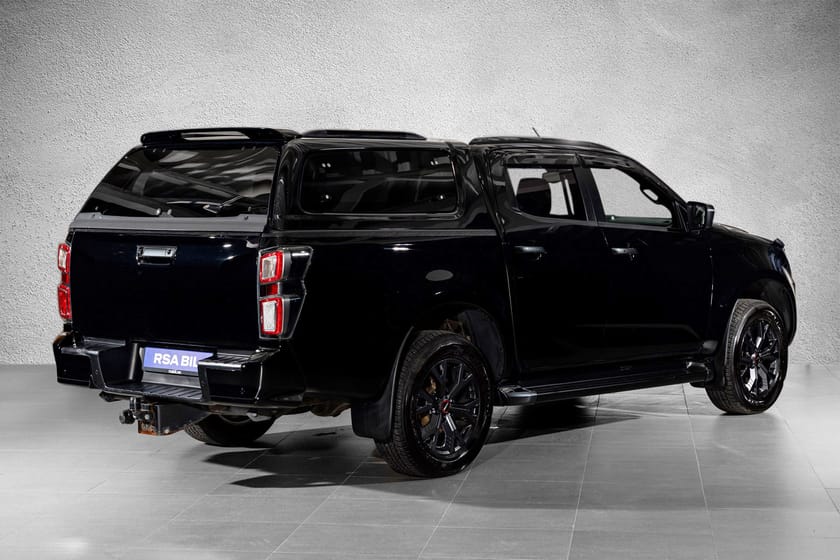 Bilde 2 av Isuzu D-Max Dobbelcab 4x4 Black Edition Trooper, Webasto.