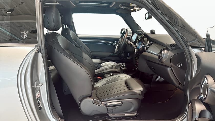 Bild 3 av MINI Cooper SE 184 hk Pano / H&K / HuD / Apple CarPlay