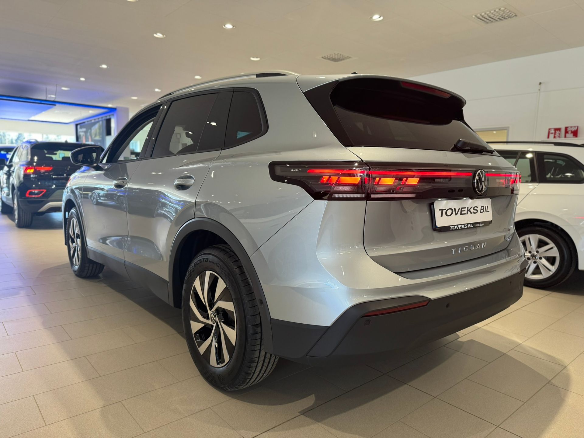 Volkswagen Tiguan 1.5 eTSI ACT OPF 2027, bild 2/10