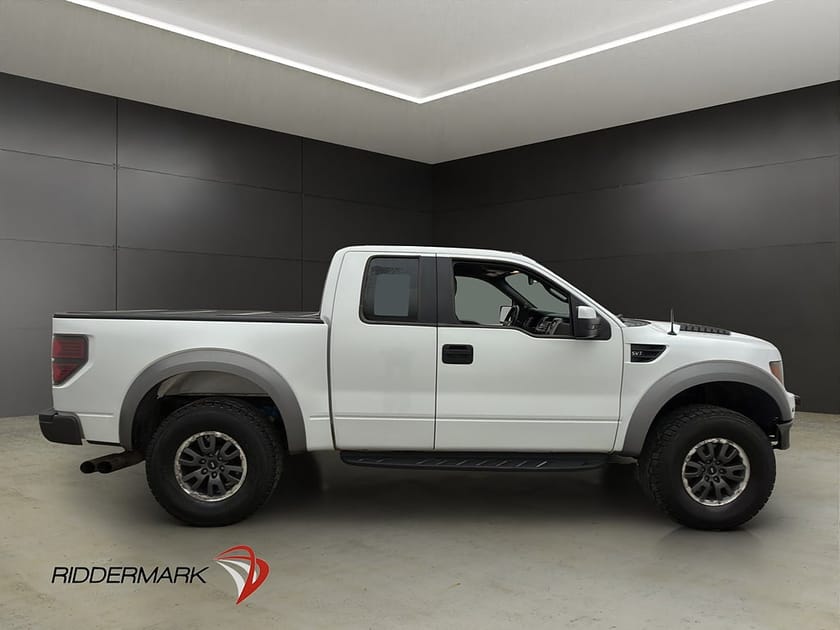 Bild 2 av Ford F-150 SVT Raptor SuperCab V8 324hk Värmare Drag Diff Moms