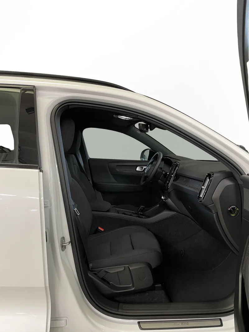 Bild 15 av 15 – Volvo EX40 Single Motor Extended Range ExtendedRange Plus SE Plus Special Edition
