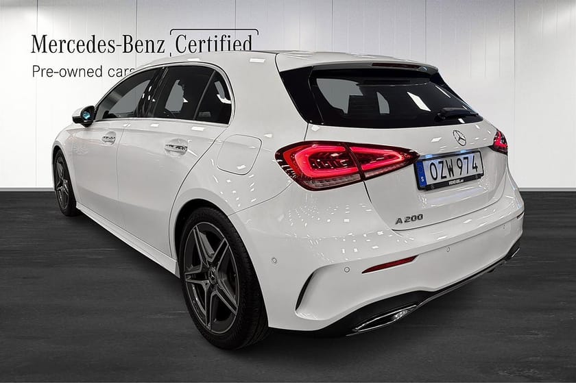 Bild 4 av Mercedes-Benz A 200 AMG Drag Panorama 360° Minnestolar Panelbelysning