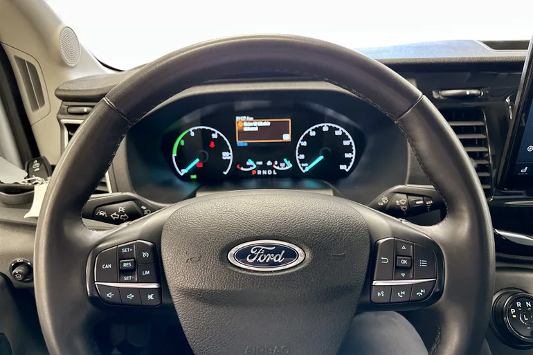 Ford E-Transit 350