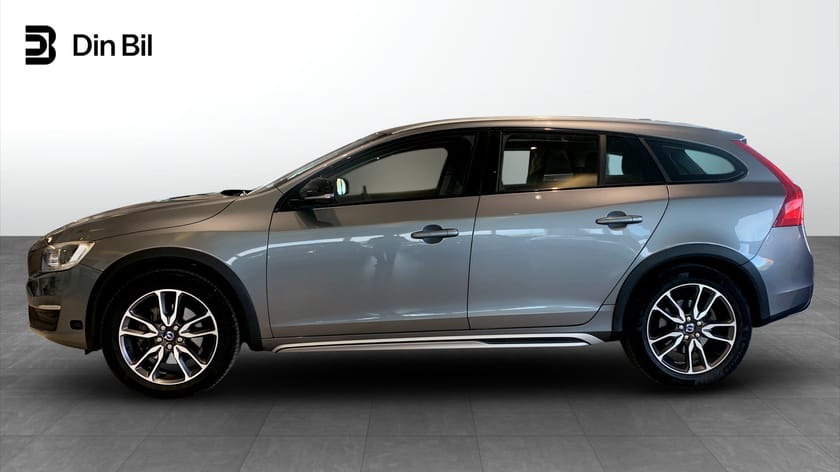 Bild 2 av Volvo V60 Cross Country D4 AWD Momentum/Drag/Värmare