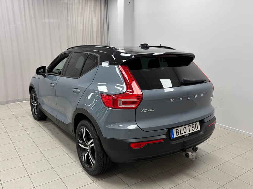 Bild 3 av Volvo XC40 B4 FWD Bensin R-Design