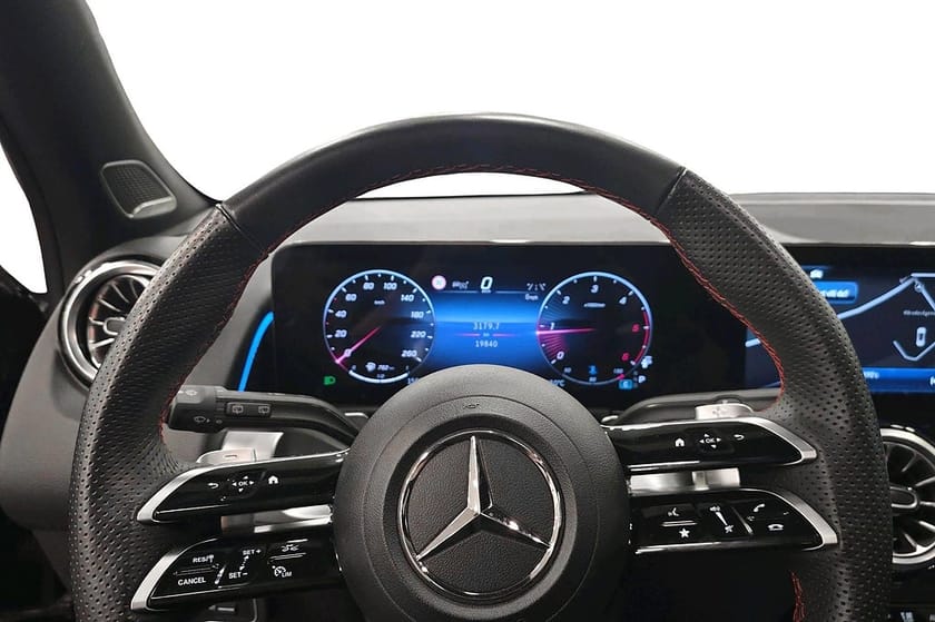 Bild 5 av Mercedes-Benz GLB 220 d 4MATIC