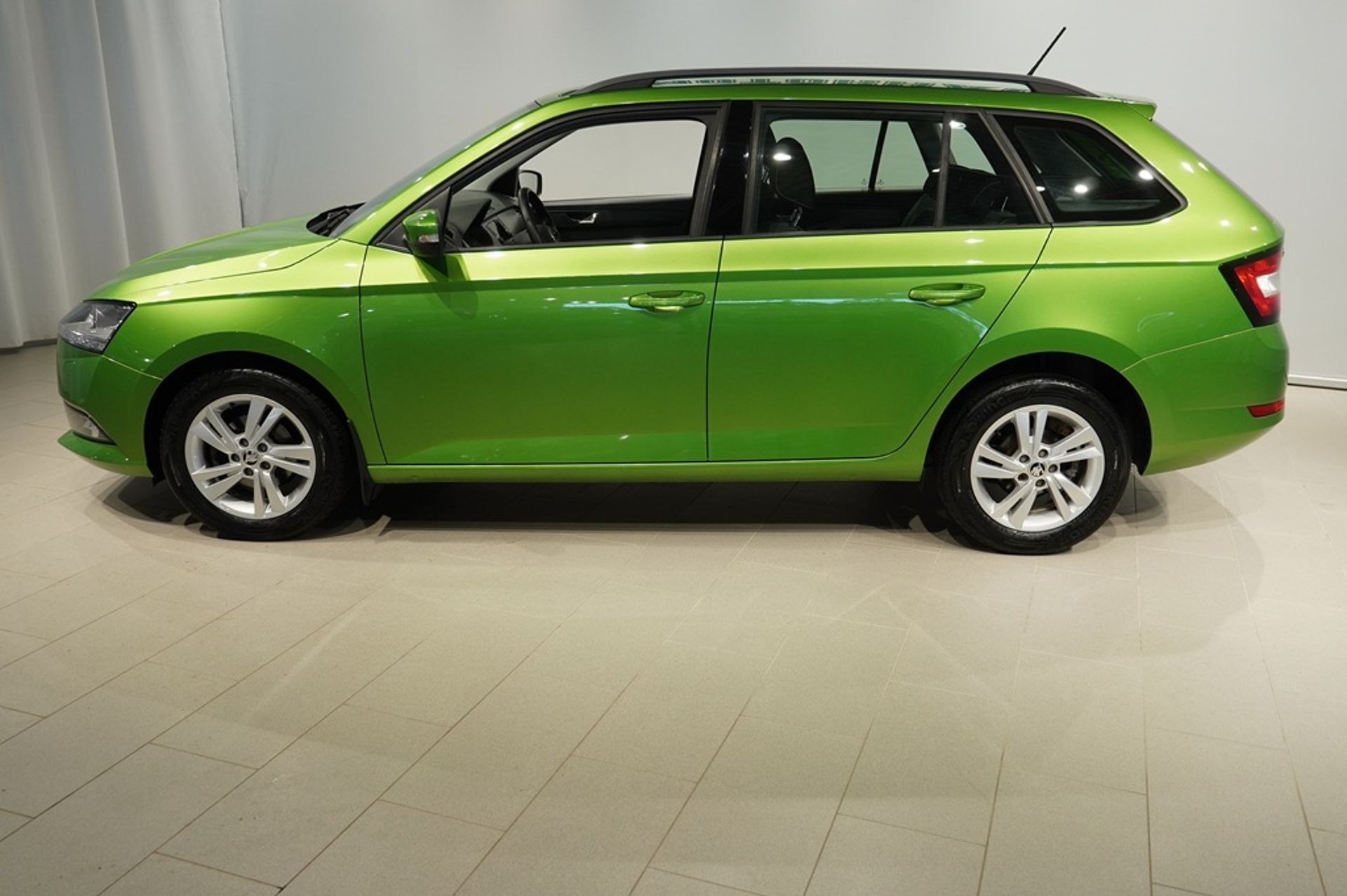 Skoda Fabia COMBI TSI 95 STYLE 2019, bild 4/10
