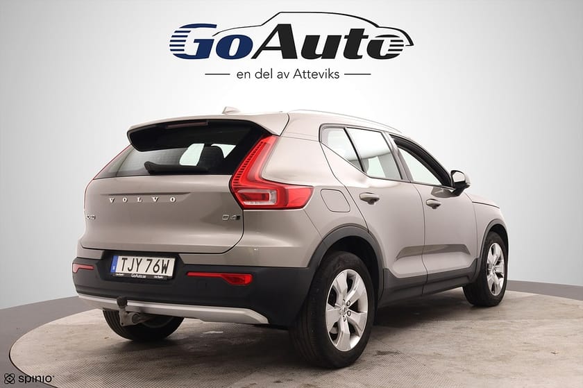 Bild 4 av Volvo XC40 D4 AWD Geartronic, 190hk Momentum Drag Backkamera