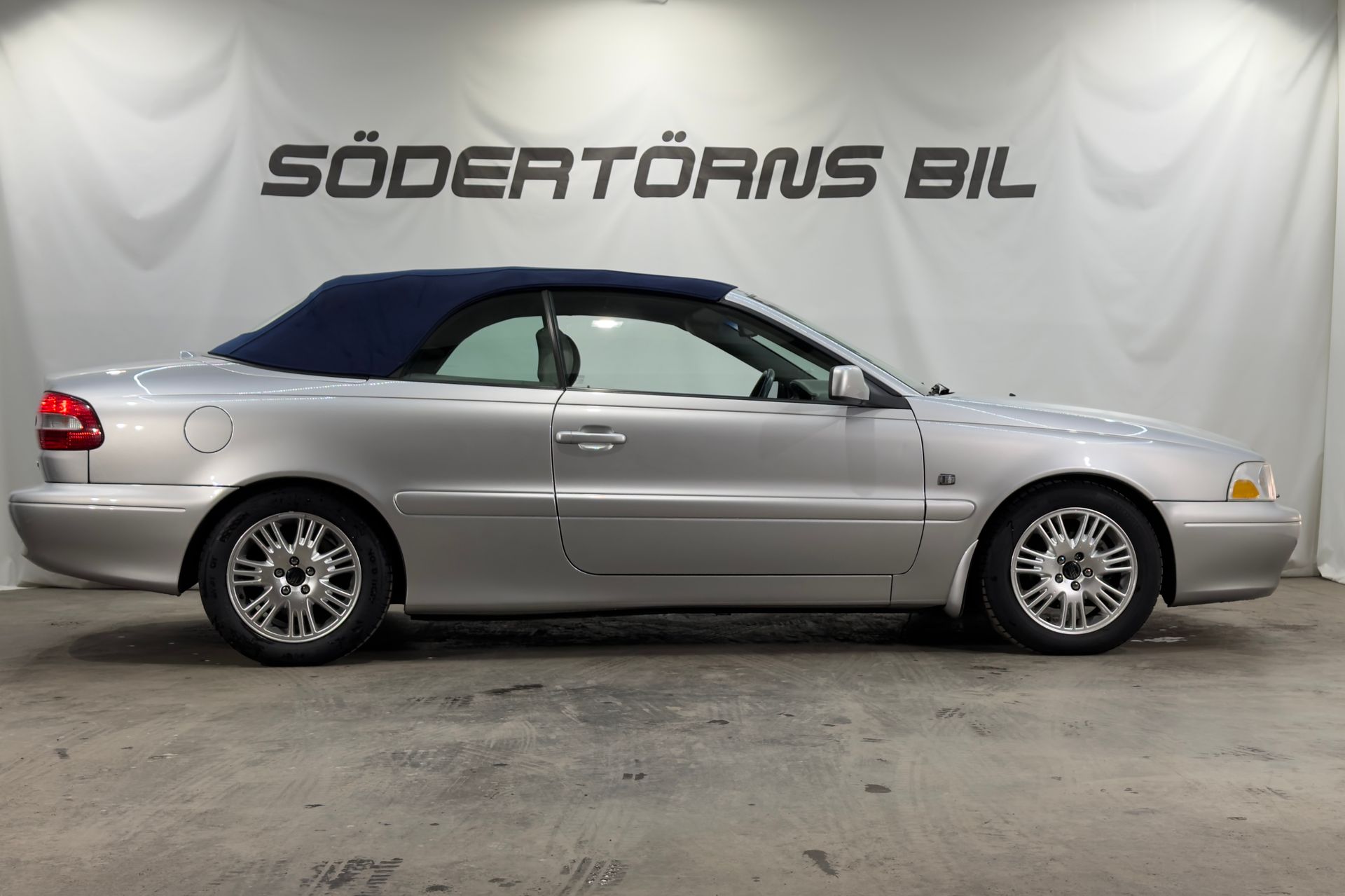 Volvo C70 Cabriolet 2.4 T 200 HK AUTOMAT 2004, bild 6/17