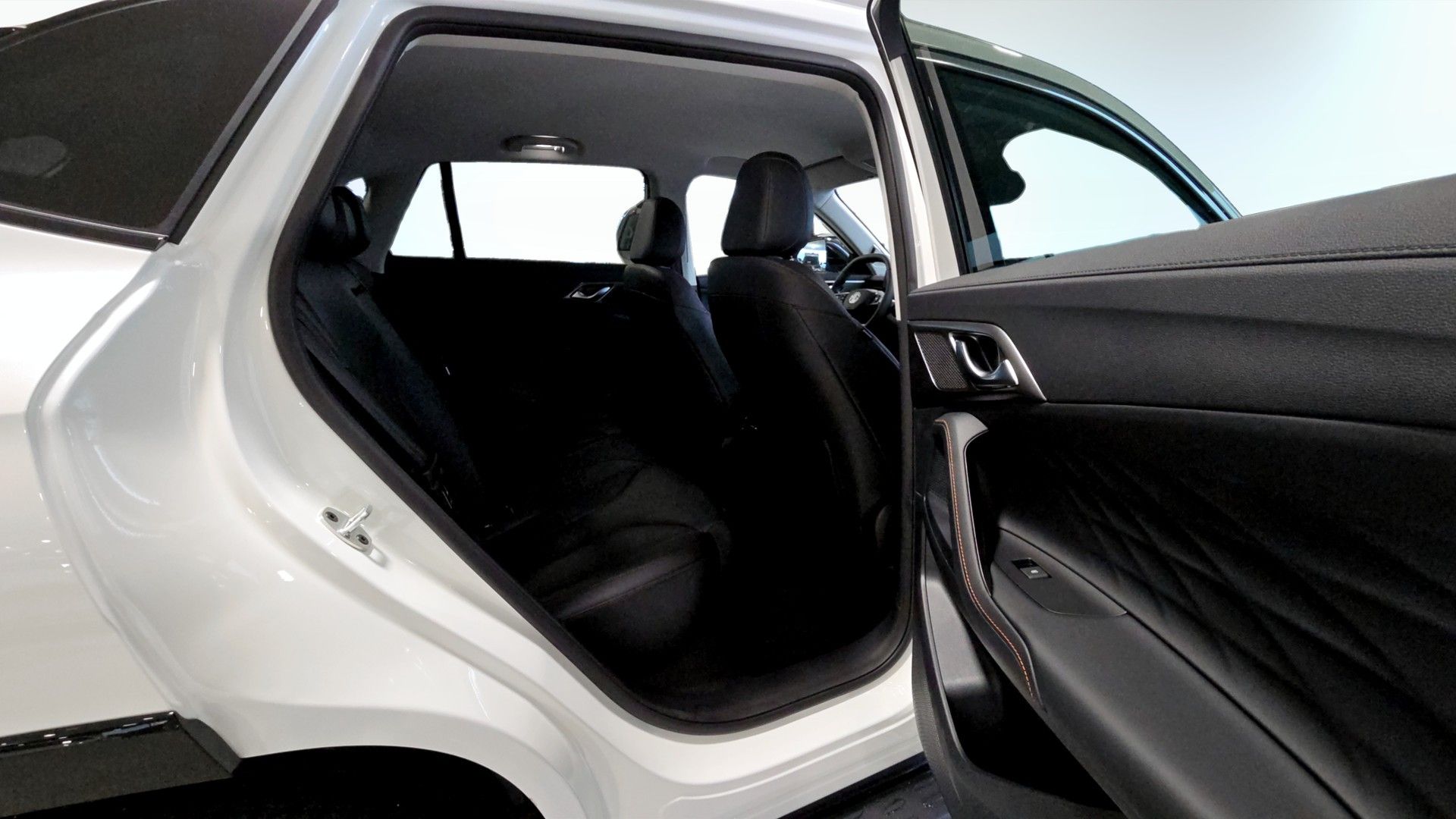 MG HS LUXURY PLUG-IN DEMOBIL DEMO 2024, photo 5/10