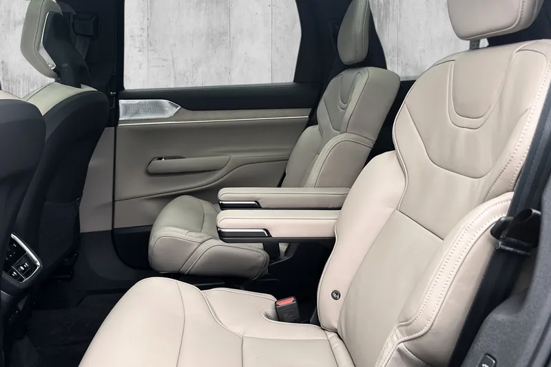 Volvo EX90 Twin Motor Performance bilde 27