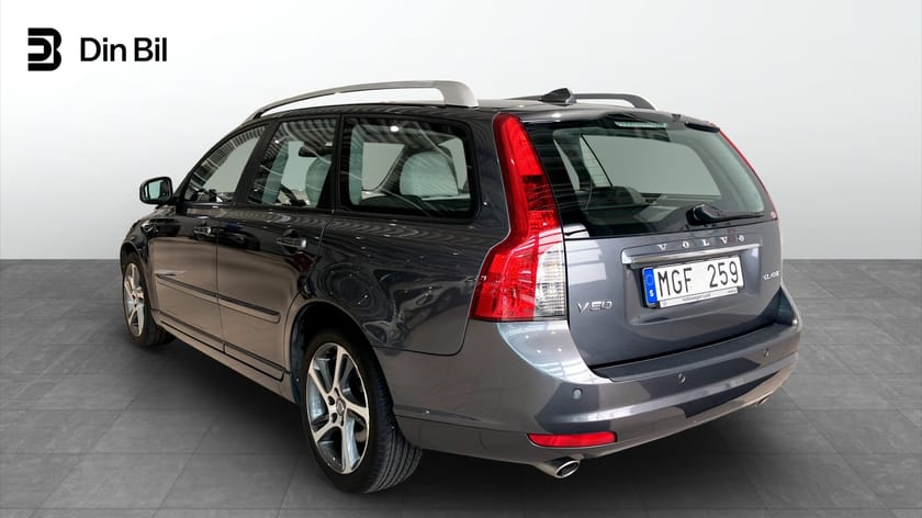 Bild 3 av Volvo V50 D3 Classic Summum Sensorer/Värmare/Skinn 150Hk