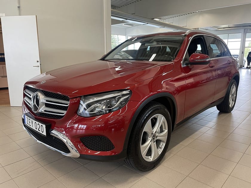 Bild 3 av Mercedes-Benz GLC 220 d 4MATIC 170hk Drag / Värmare / B-kamera