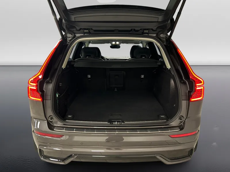 Bild 14 av 16 – Volvo XC60 T6 Plus Dark Nordic Edt Plus Nordic Edition