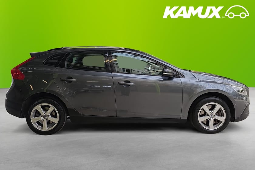 Bild 2 av Volvo V40 Cross Country D3 150hk Pano Drag Bluetooth Navi   VoC