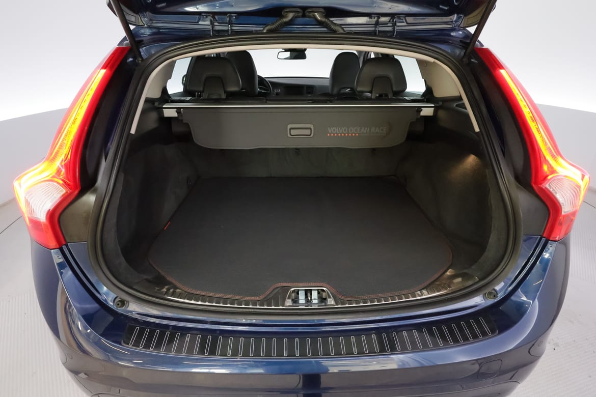 Volvo V60 2015 - miniatyr 14