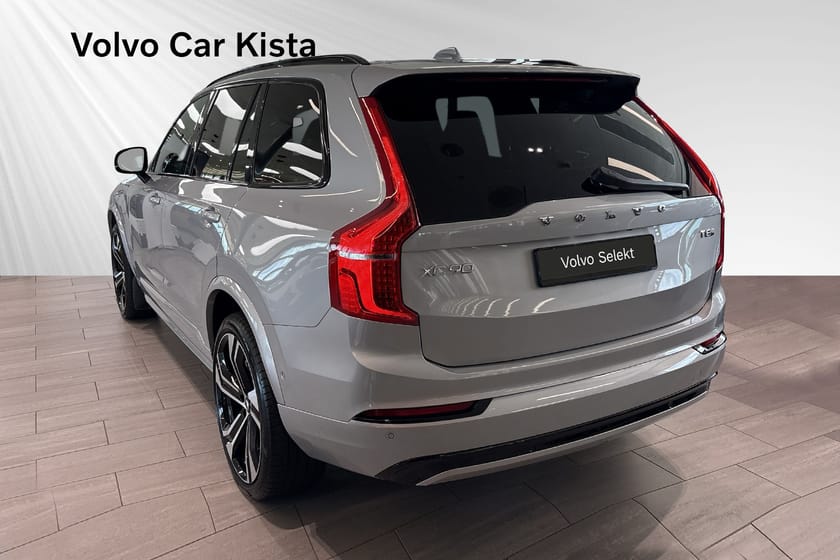 Bild 4 av Volvo XC90 T8 Ultra Dark Edition Luftfj Drag B/W HUD