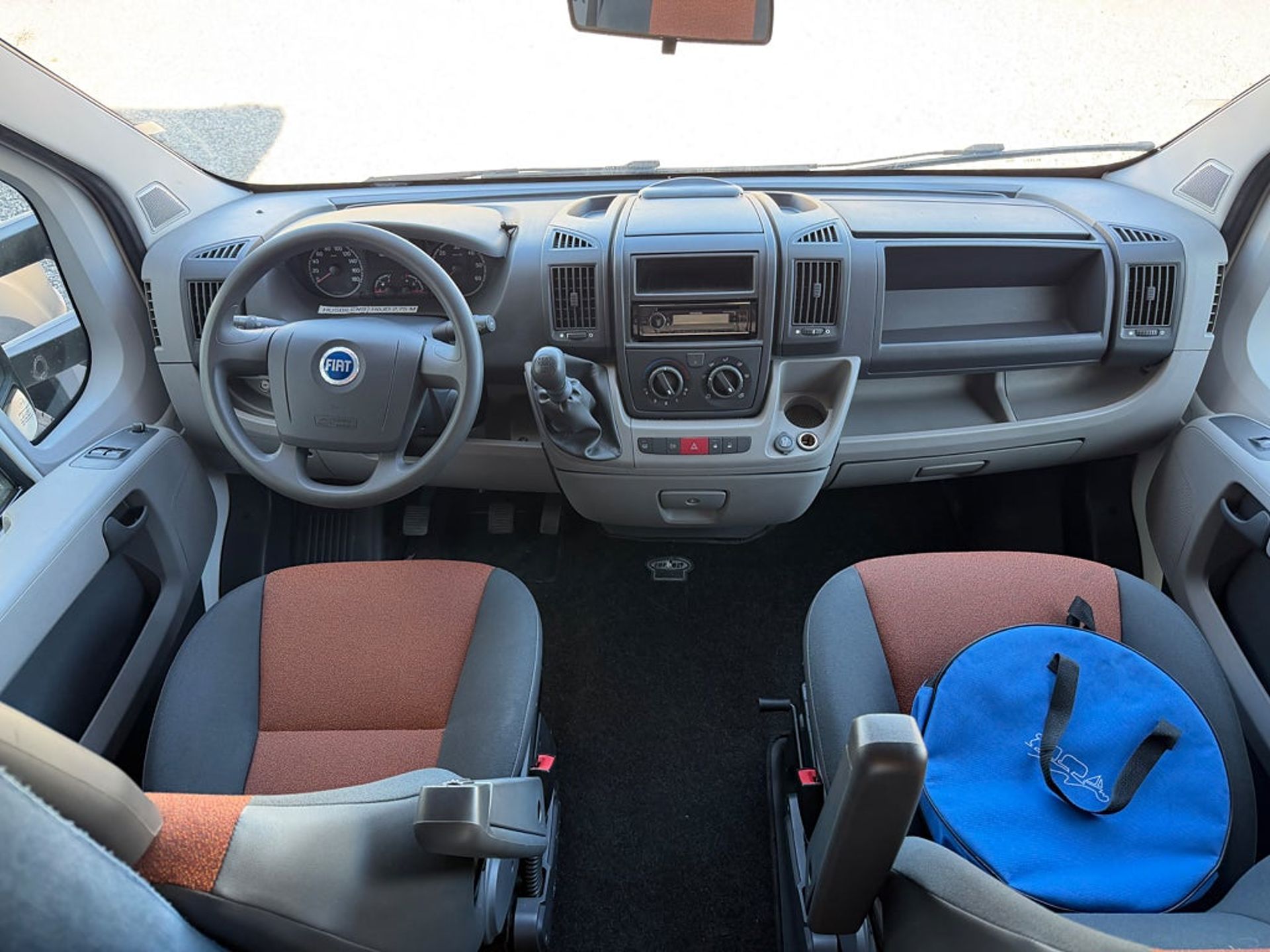 Adria Mobil Campervan Fiat 2.3 MultiJet 2007, bild 4/10