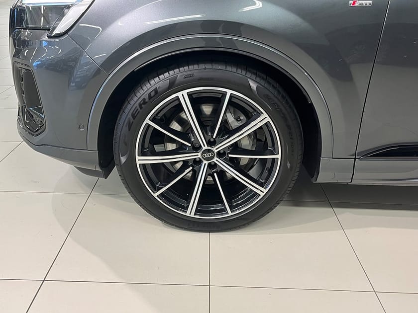 Bild 3 av Audi Q7 50 TDI quattro
