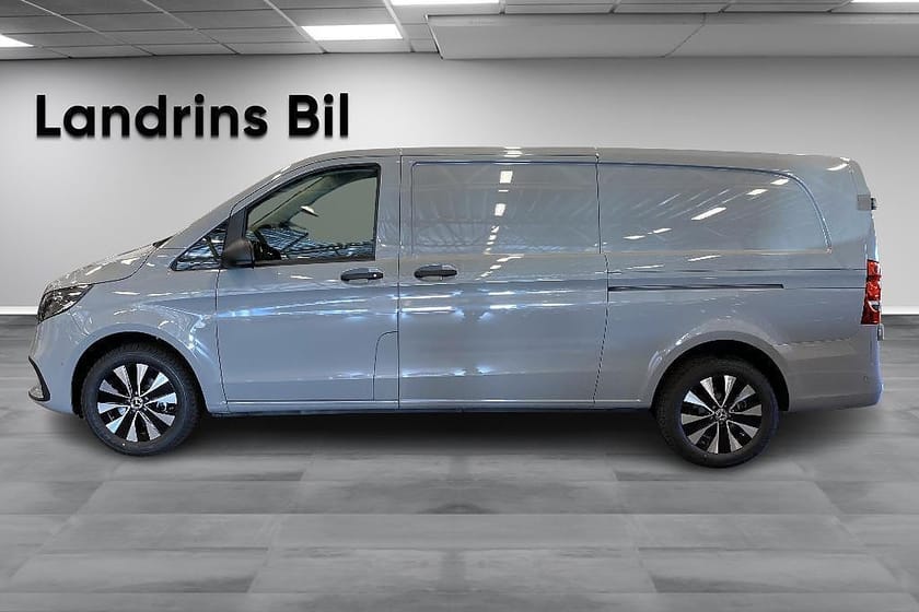 Bild 4 av Mercedes-Benz Vito 116 CDI 4x4 3.0t skåp ex. lång SELECT *lagerbil*