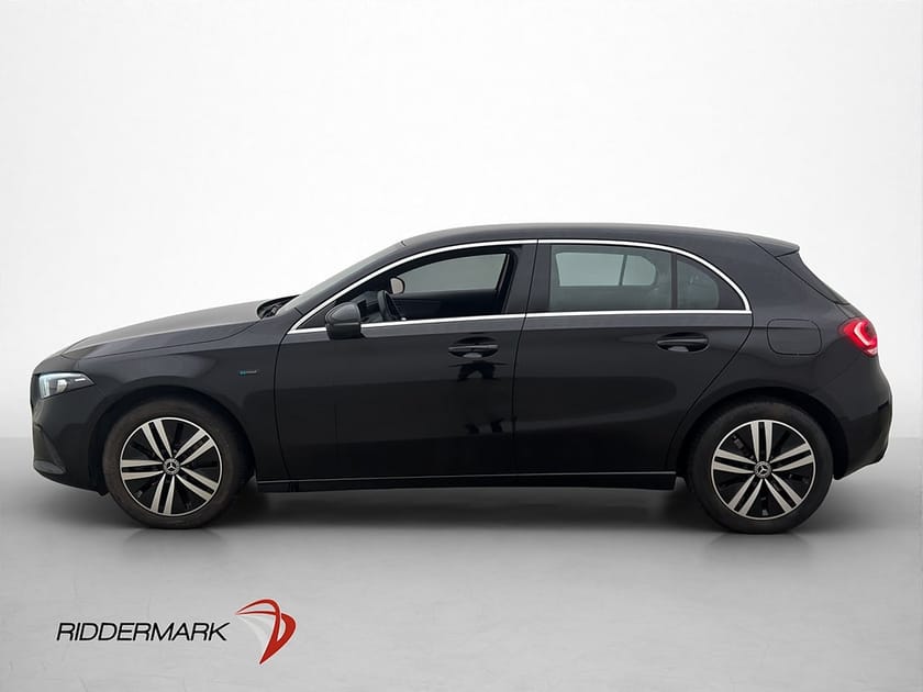 Bild 4 av Mercedes-Benz A 250 e CLA250 218hk Progressive Line Värmare Kamera
