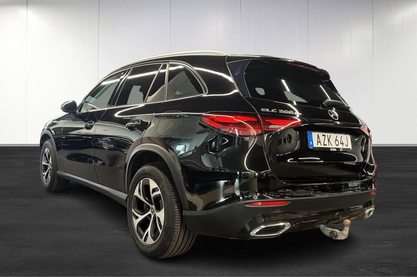 Bild 3 av Mercedes-Benz GLC 300 d e 4MATIC – Avantgarde. 2,95% ränta